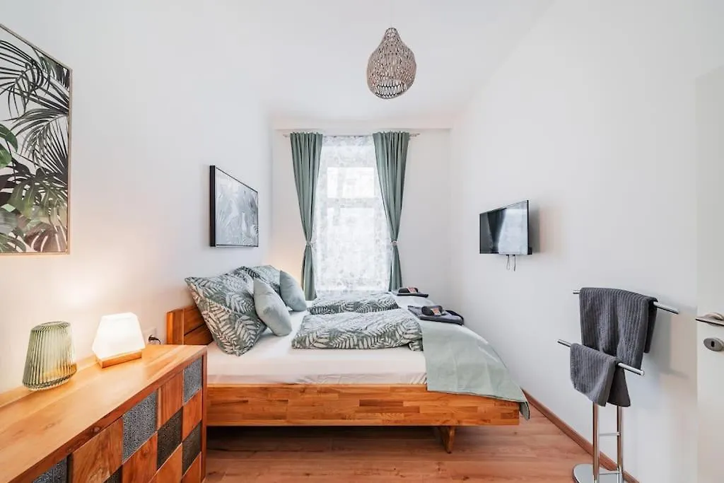 3 Bedrooms - 75Sqm - 15 Min. City Center Viena 0*,  Áustria